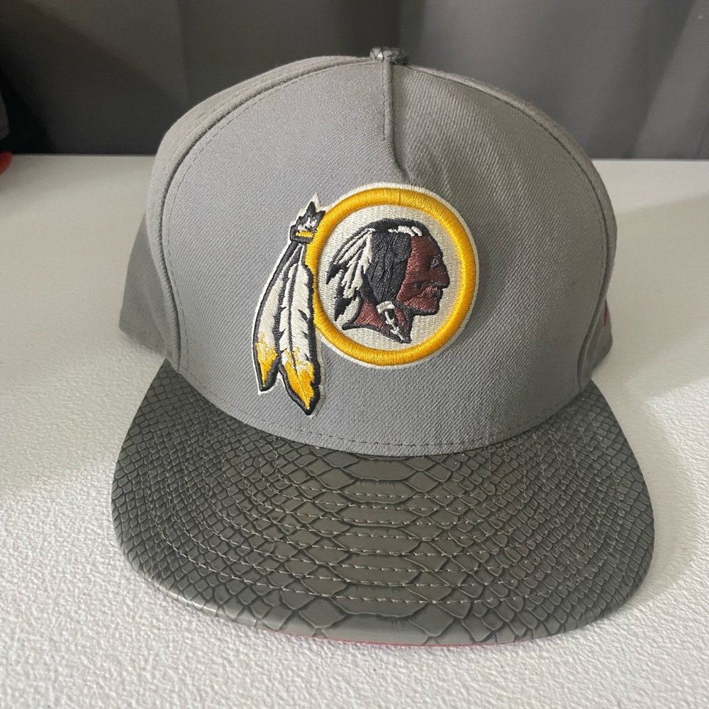 Washington Redskins New Era Grey & Burgundy Snapback Cap 59Fifty Medium-Large
